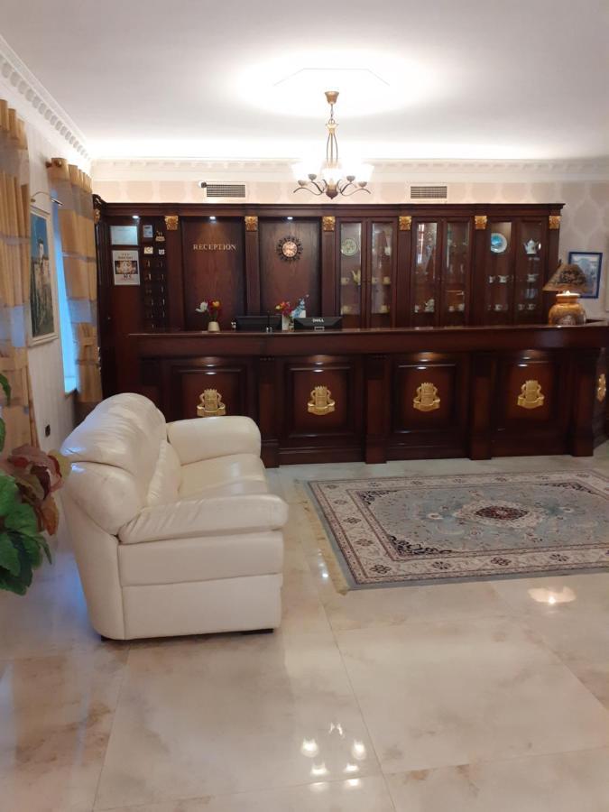 فندق جوري إلباسان المظهر الخارجي الصورة